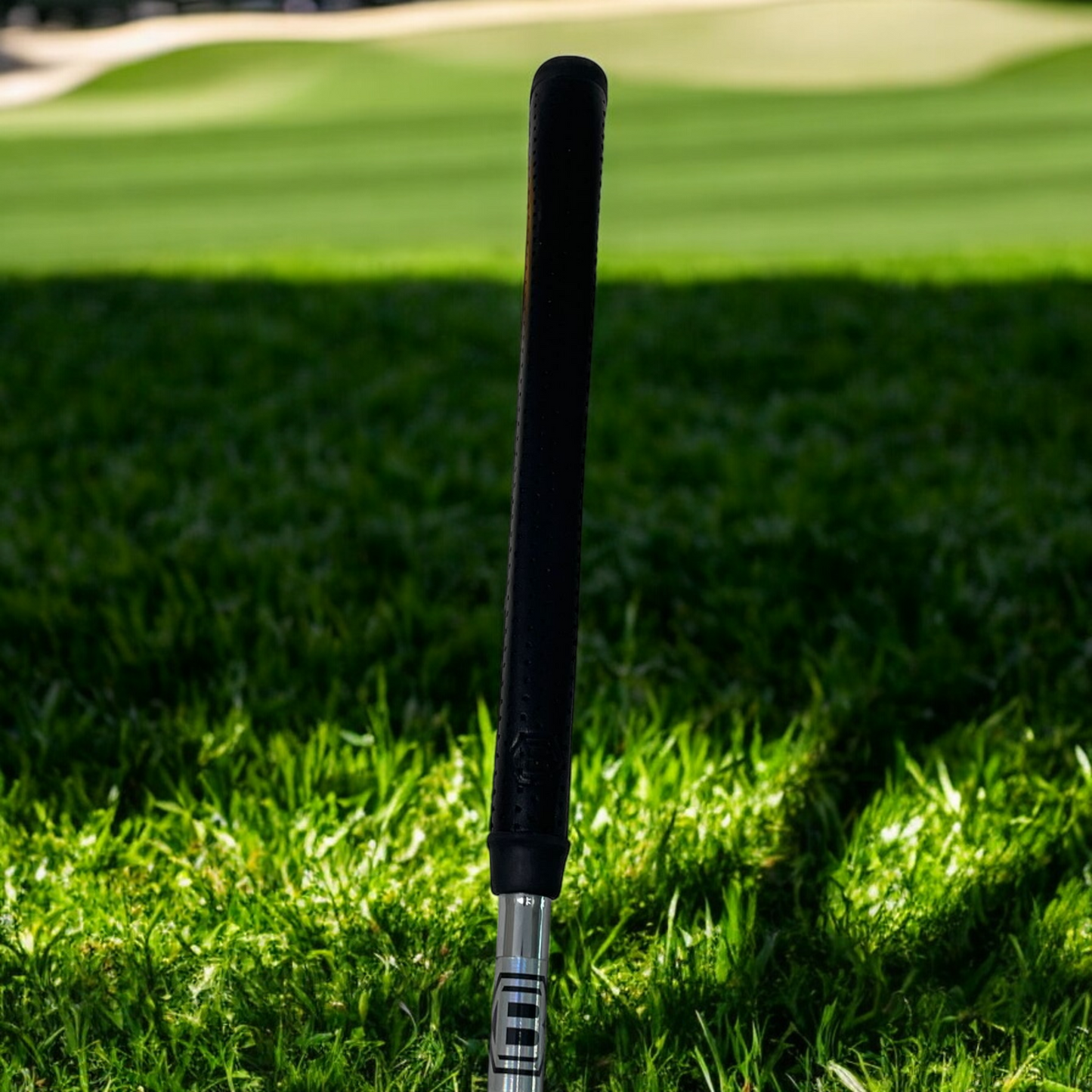 QB8 303SS Putter